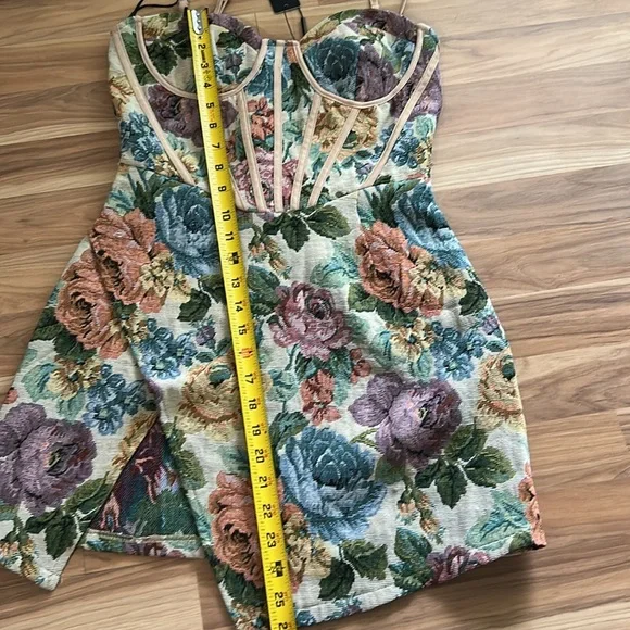 Floral Bustier Dress - Picture 11 of 12